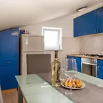 Two-bedroom In Betiga Apartment Barbariga